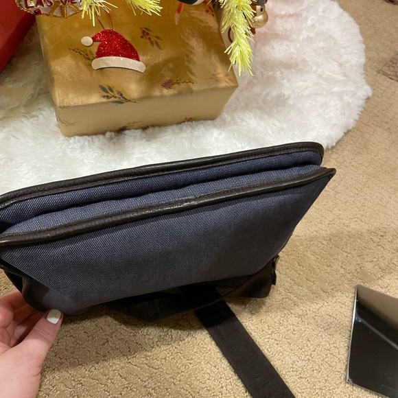 Fendi Denim Crossbody EUC - Picture 13 of 15